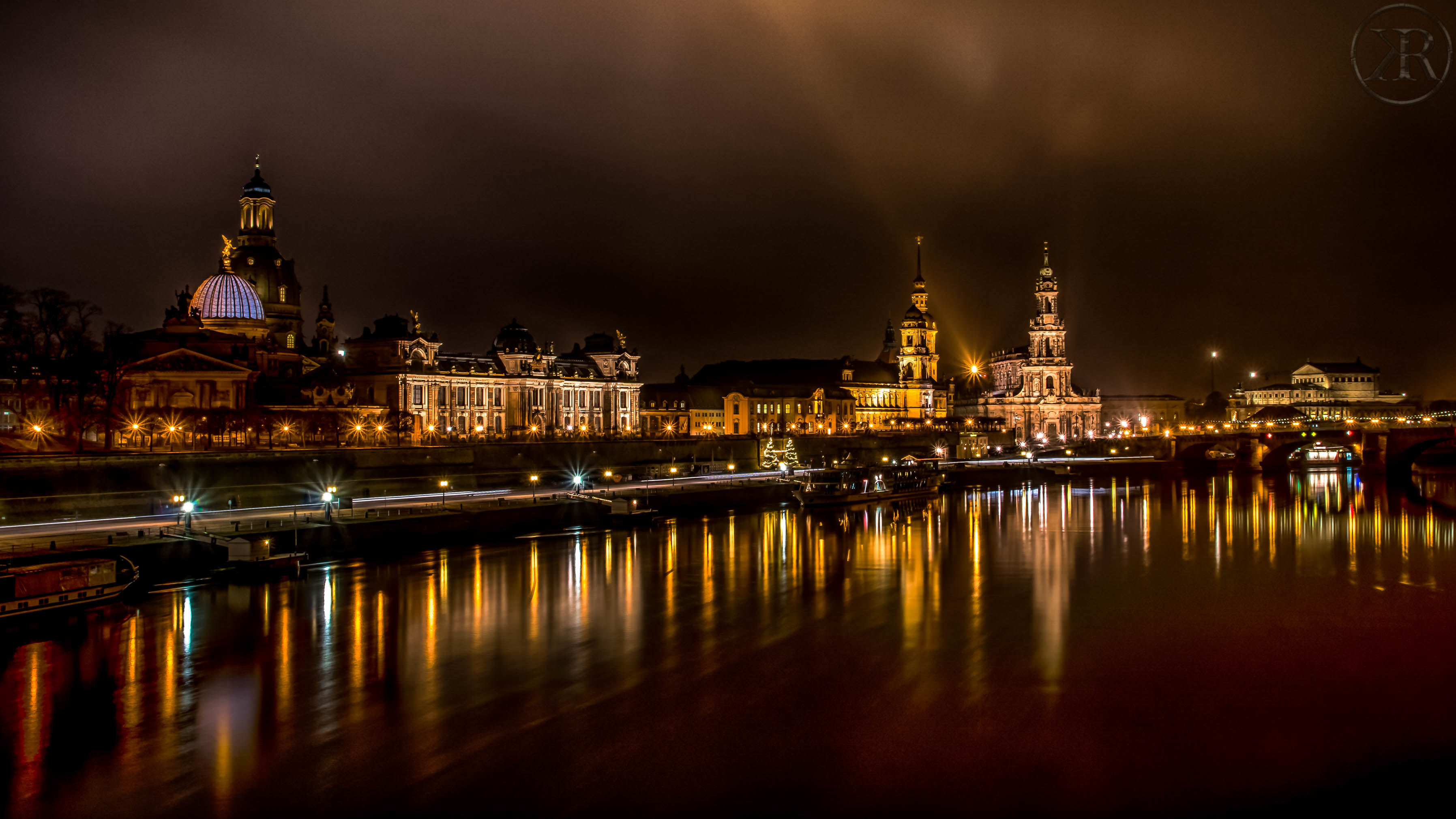 Dresden bei nacht.jpg